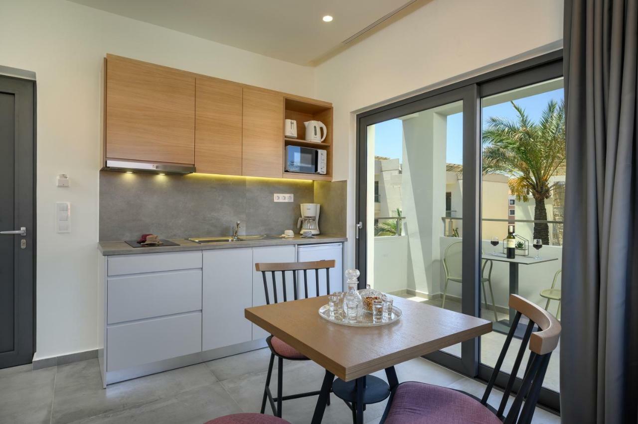 Athina Suites Luxury Suites Near The Sea Platanias Platanés Esterno foto