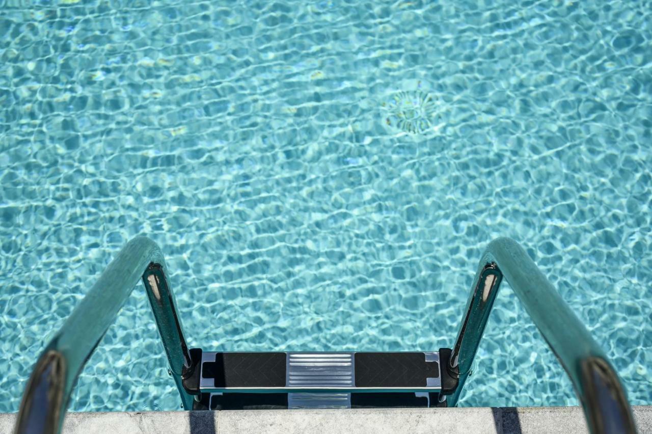 Athina Suites Luxury Suites Near The Sea Platanias Platanés Esterno foto